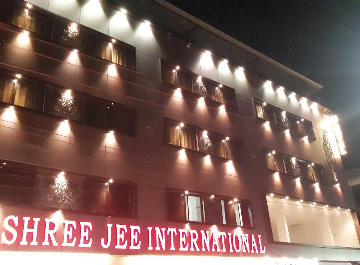 Отель Shree Jee Intenational Натхдвара Экстерьер фото