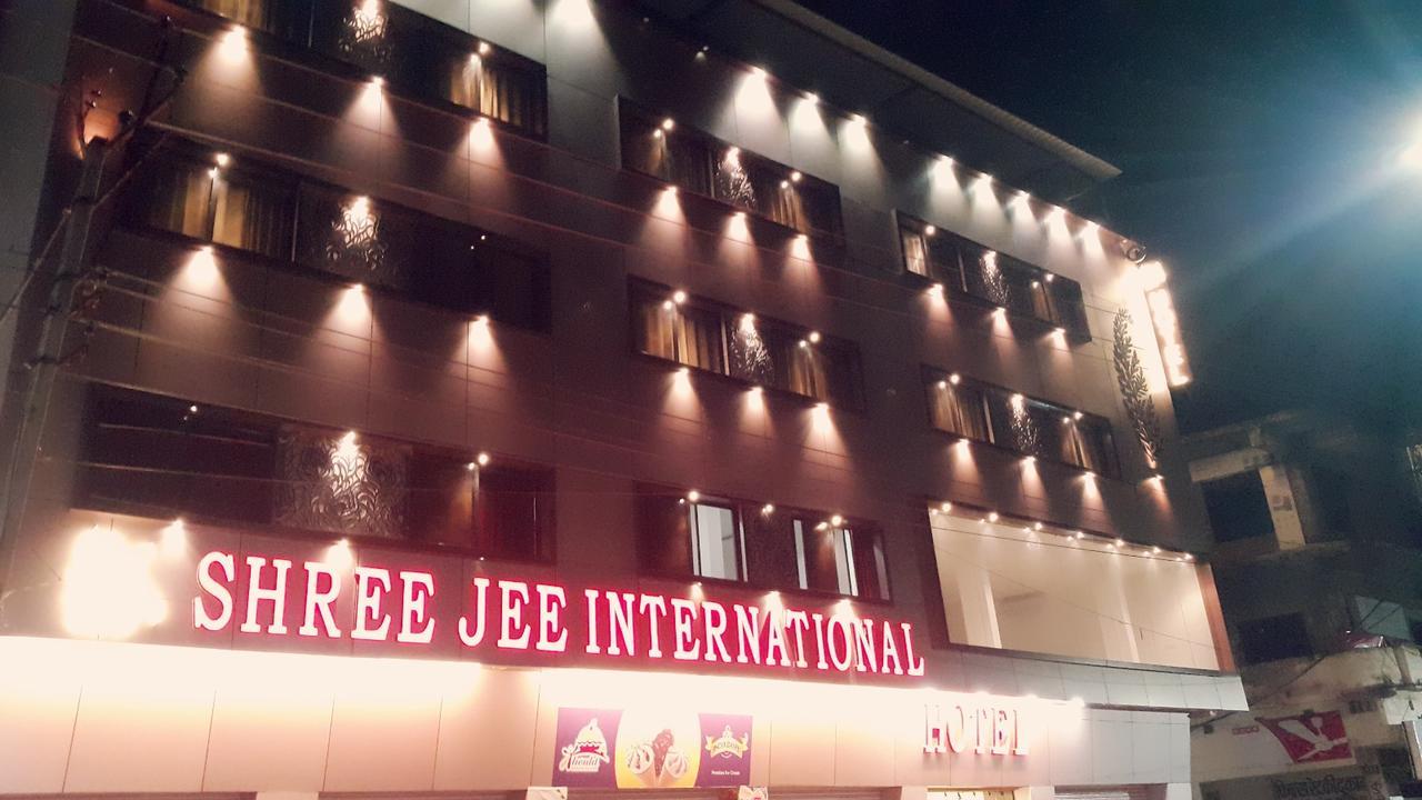 Отель Shree Jee Intenational Натхдвара Экстерьер фото
