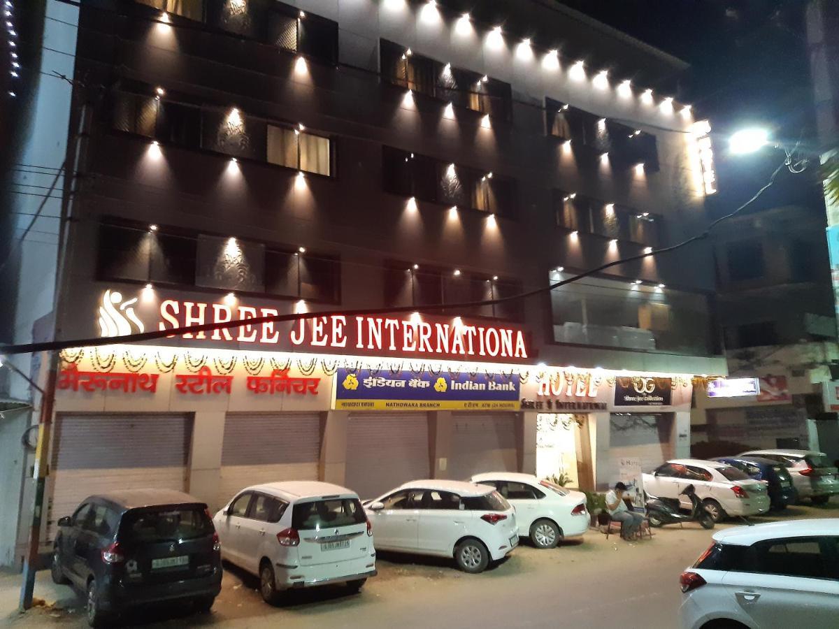 Отель Shree Jee Intenational Натхдвара Экстерьер фото
